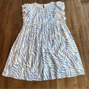 THML Blue and White Pattern Short Sleeve Dress Boho- Size M